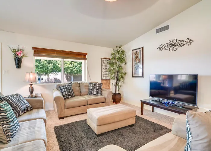 Сasa de vacaciones Family W/ Covered Patio + Grill! Yuma